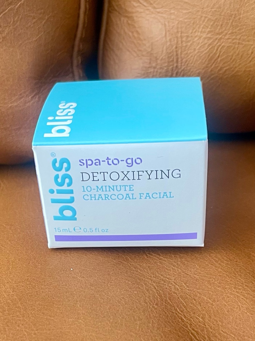 Bliss Spa-to-Go Detoxifying Charcoal Facial - Light Blue & White